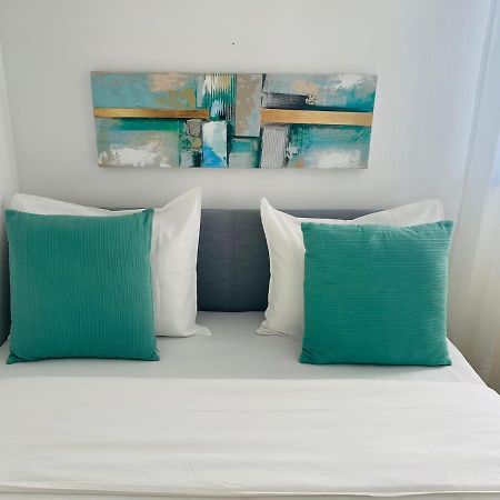 Besugo'S House Rooms & Apartment Nazare Exterior photo